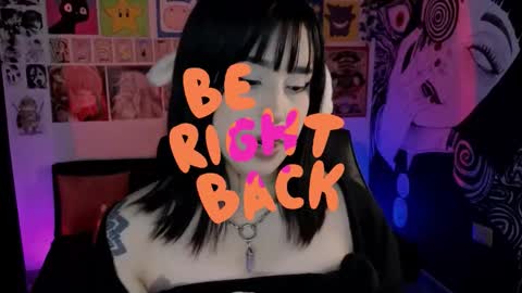    rawr   Anne Independent model      online show from September 25, 6:26 pm