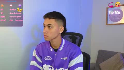 yulian_vasquez online show from September 30, 12:37 pm