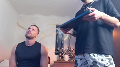 yulian 2811 online show from May 21, 2:29 am