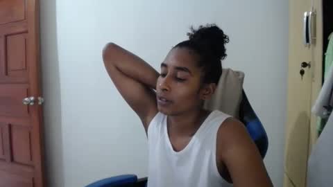 yumchocolate777 online show from March 22, 8:57 pm