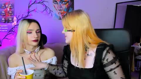 Snapshot of yumeliko_yummy chatting on September 19, 12:53 pm Yumeliko online show from September 19, 12:53 pm