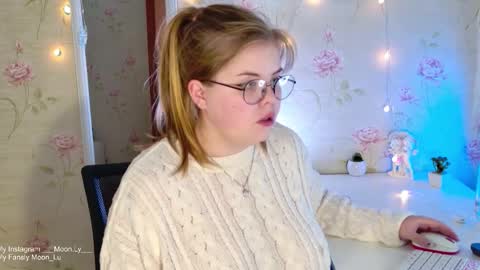 Polly online show from November 2, 5:02 pm