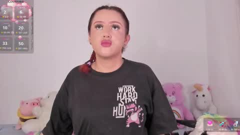 yunahott_ online show from January 6, 4:38 am