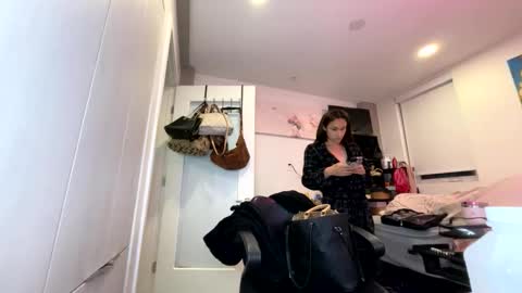 BbyTSSLut online show from May 26, 7:25 am