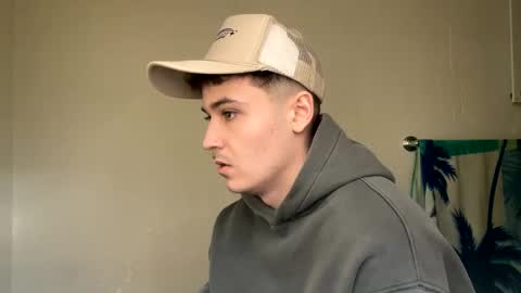 yungstudbev online show from February 18, 9:09 pm