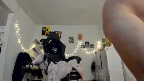 paola online show from February 20, 4:50 am