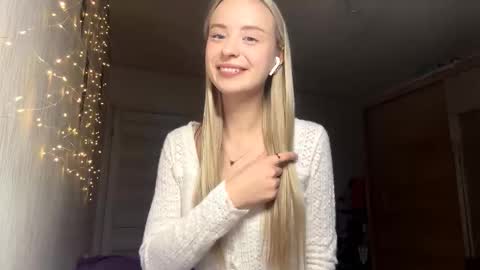 May online show from December 16, 2:23 pm