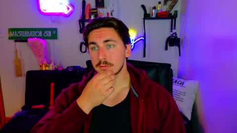 Zach Rhyder online show from May 27, 1:23 am