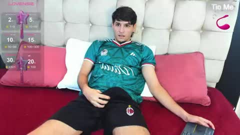 zack23__ online show from July 5, 3:53 am