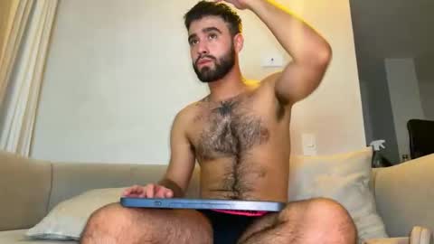 zack_sullivan22 online show from February 18, 1:49 am