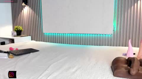 zafira online show from October 4, 1:20 pm