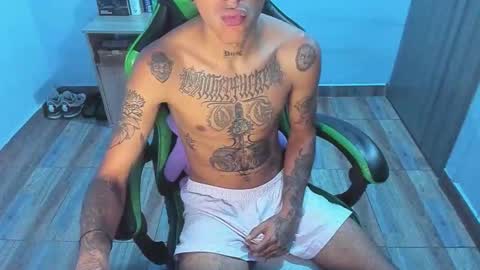 BiG Zafiro online show from December 3, 12:39 pm