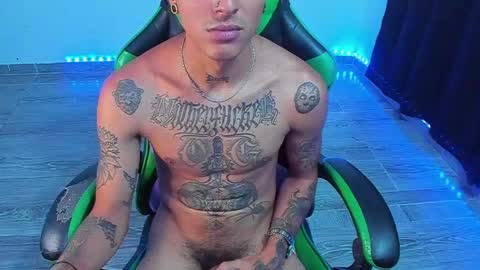 BiG Zafiro online show from May 28, 12:47 pm
