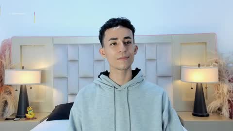 zahir_ashar online show from April 15, 12:36 am