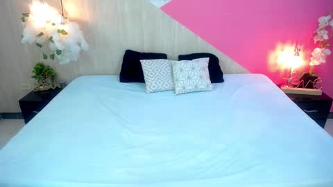 Zahira  online show from February 4, 6:34 pm