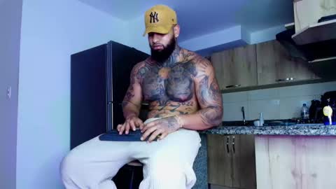 INSTAGRAM yormanfit7 online show from September 15, 5:58 pm