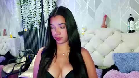 Zaira Bonny online show from July 10, 3:39 pm