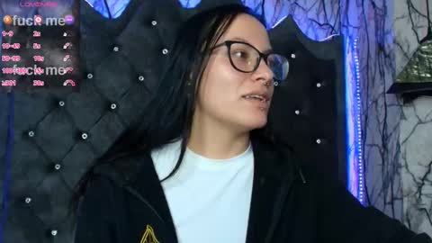   online show from September 8, 7:02 pm