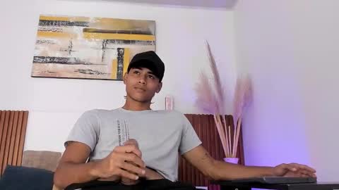 Zander online show from November 9, 1:47 pm