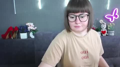 zannadreil online show from April 17, 11:12 am