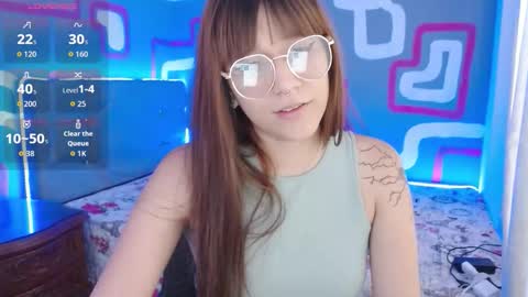 Snapshot of zara_sin chatting on October 6, 11:17 am Zara online show from October 6, 11:17 am