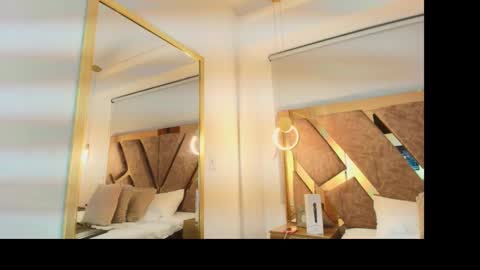 Zarah Andrews online show from November 8, 3:26 pm