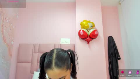 Snapshot of zarah_torres chatting on September 26, 12:18 am Zarah online show from September 26, 12:18 am
