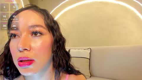 Zara  online show from March 6, 5:06 am