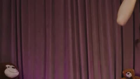 zariaavera online show from February 13, 8:34 pm