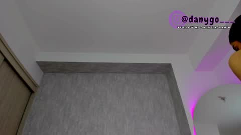 Snapshot of zarianaevanz chatting on March 1, 10:53 pm Zariana online show from March 1, 10:53 pm