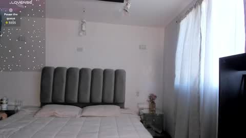 Zarina Waynne online show from April 26, 1:42 pm