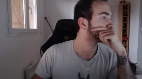 Grizzly Bear online show from January 6, 2:25 pm