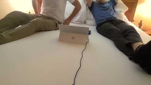 zech2455 online show from November 17, 8:55 pm