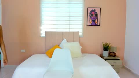 zeendaya  online show from March 15, 1:25 pm