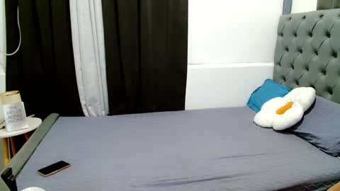 Zo online show from February 18, 7:19 pm