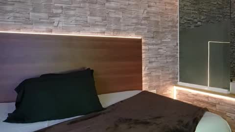 zenda_biancha online show from April 23, 11:51 am