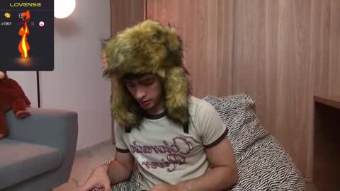 Zenn online show from January 3, 1:02 pm