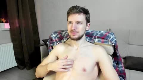 Andrew online show from October 23, 3:19 am