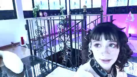      online show from August 1, 6:42 pm
