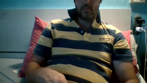 Snapshot of zeus00811 chatting on September 12, 5:42 am zeus online show from September 12, 5:42 am