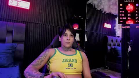 zhoestrong online show from June 28, 9:33 pm