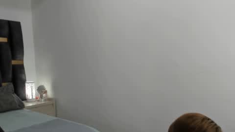 ziataylor online show from February 27, 12:25 am