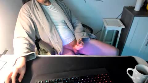 ziemlichflutschig online show from February 25, 4:57 am