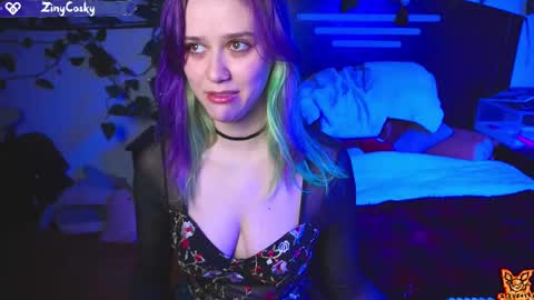 Snapshot of ziny_cosky chatting on September 27, 2:31 am Ziny Cosky online show from September 27, 2:31 am