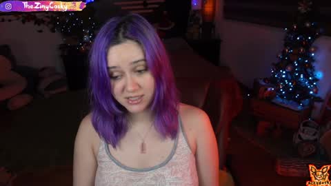 Snapshot of ziny_cosky chatting on December 4, 2:36 am Ziny Cosky online show from December 4, 2:36 am