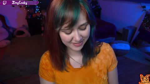 Snapshot of ziny_cosky chatting on January 31, 2:26 am Ziny Cosky online show from January 31, 2:26 am