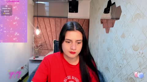 ZOE TAYLOR online show from April 9, 11:49 am