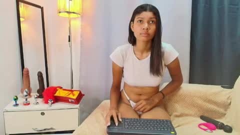 Zoe Blake online show from May 4, 4:08 am