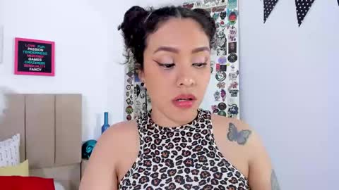 Zoe Gruber online show from January 29, 1:27 am