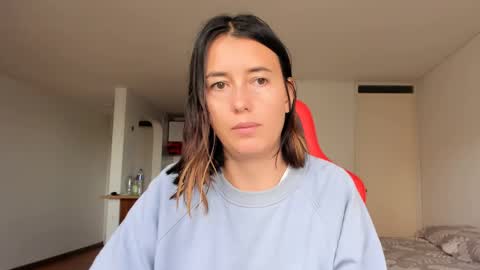 ZOE online show from February 11, 7:27 pm